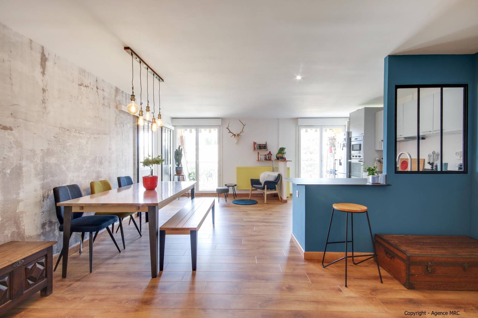 Rénovation d'une appartement de 80 m2 T3 sur Marseille par architecte d'intérieur 13011